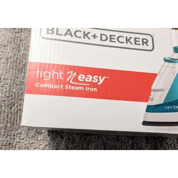 Black&Decker | Light N Easy Iron - Picture 4 of 7